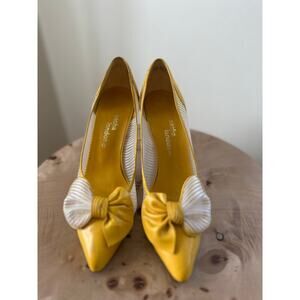 Sacha London Yellow Bow Heels Pointed Toe Size 7.5B
